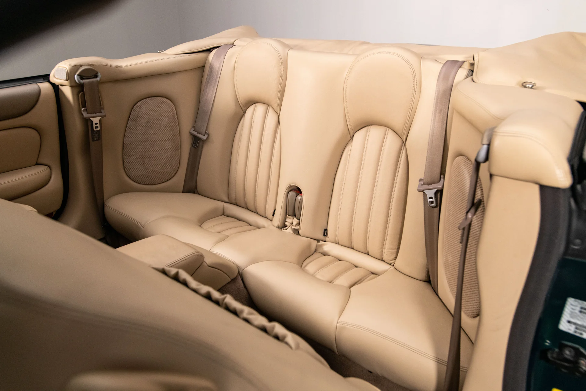 2003 Jaguar XK8 - Image 14