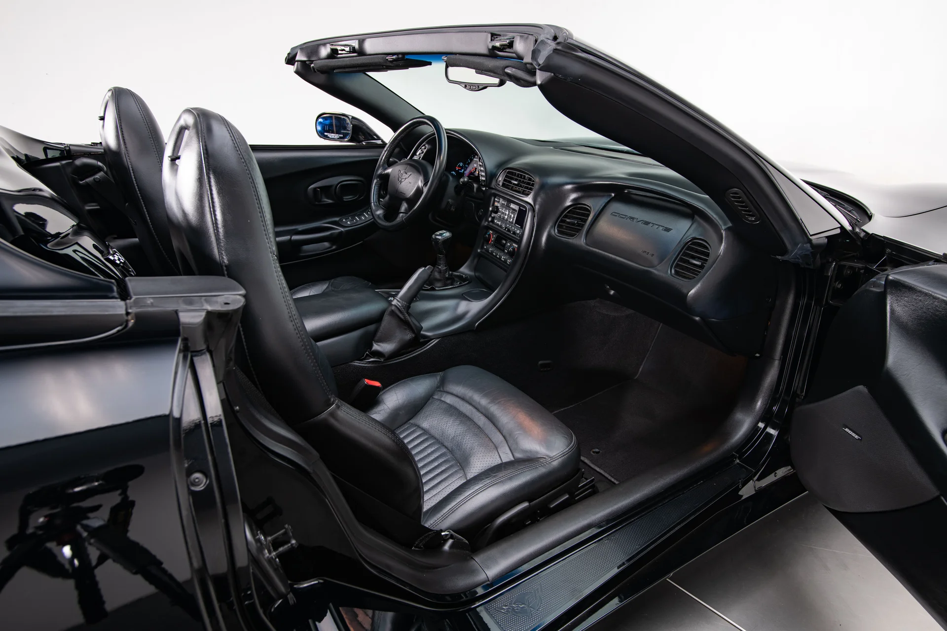 2004 Chevrolet Corvette - Image 14