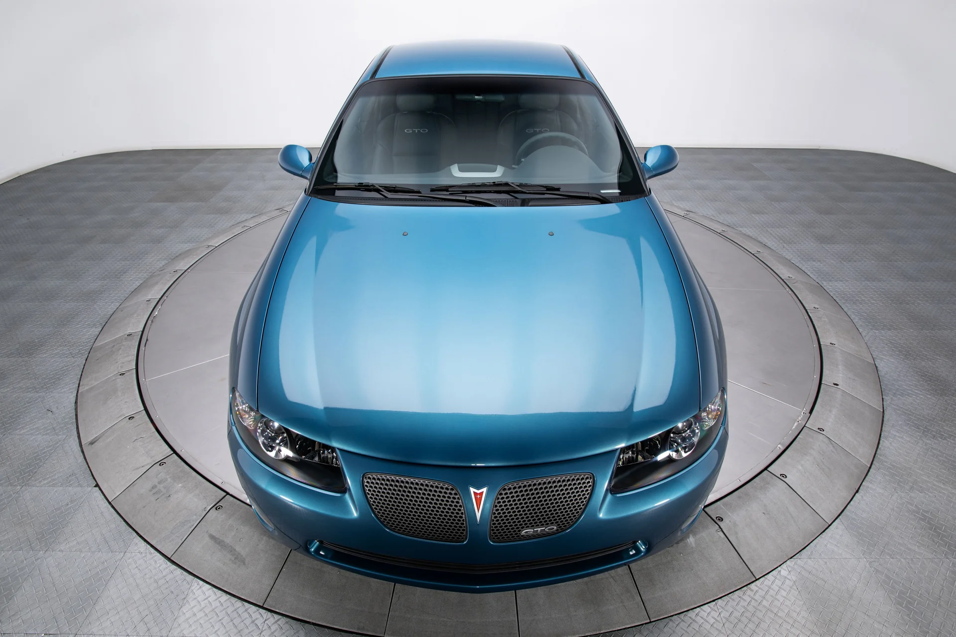 2004 Pontiac GTO - Image 9