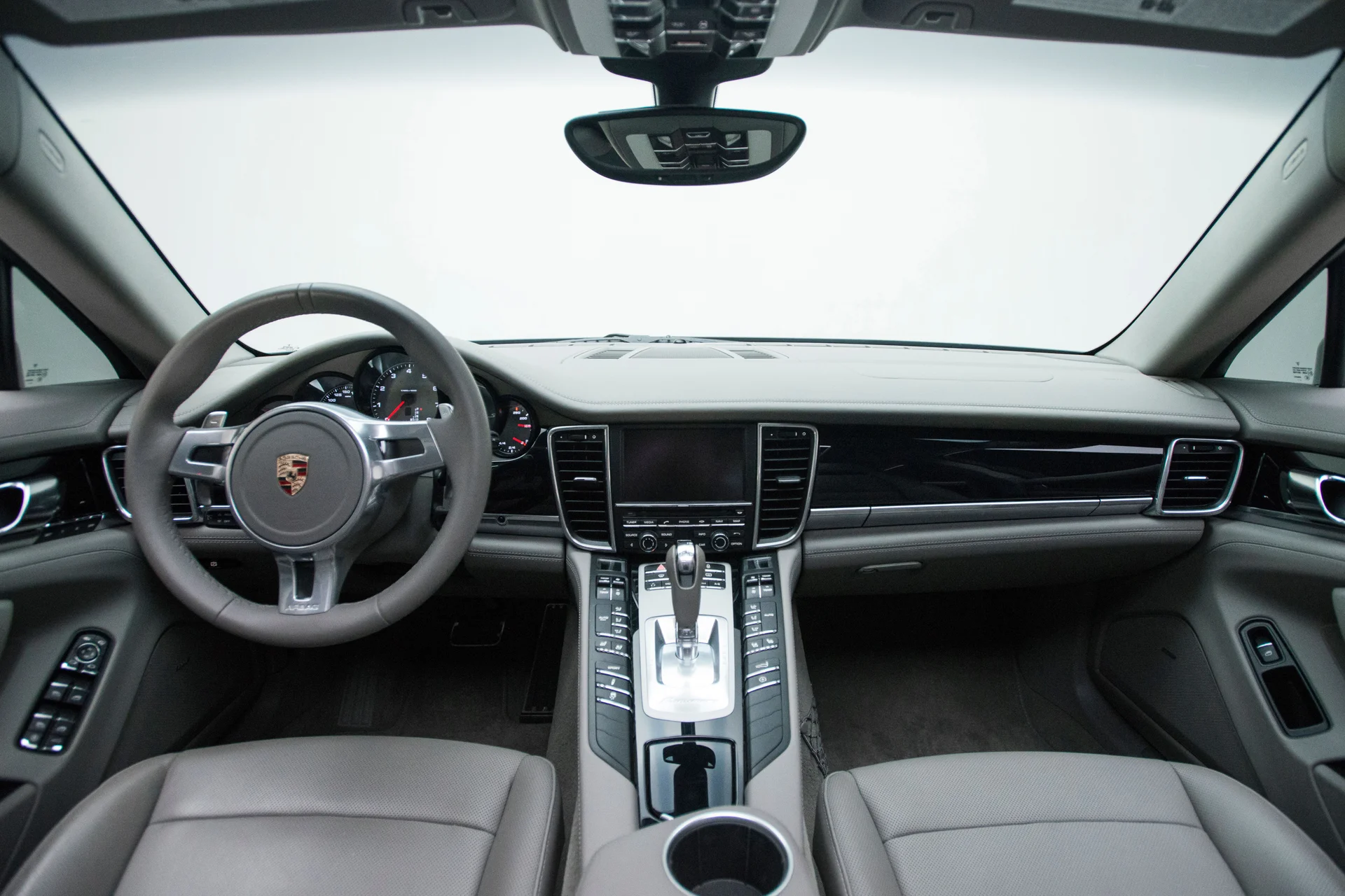 2012 Porsche Panamera S - Image 17