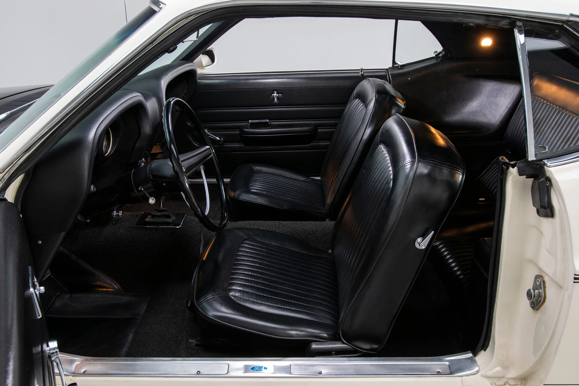 1969 Ford Mustang Boss 302 - Image 10