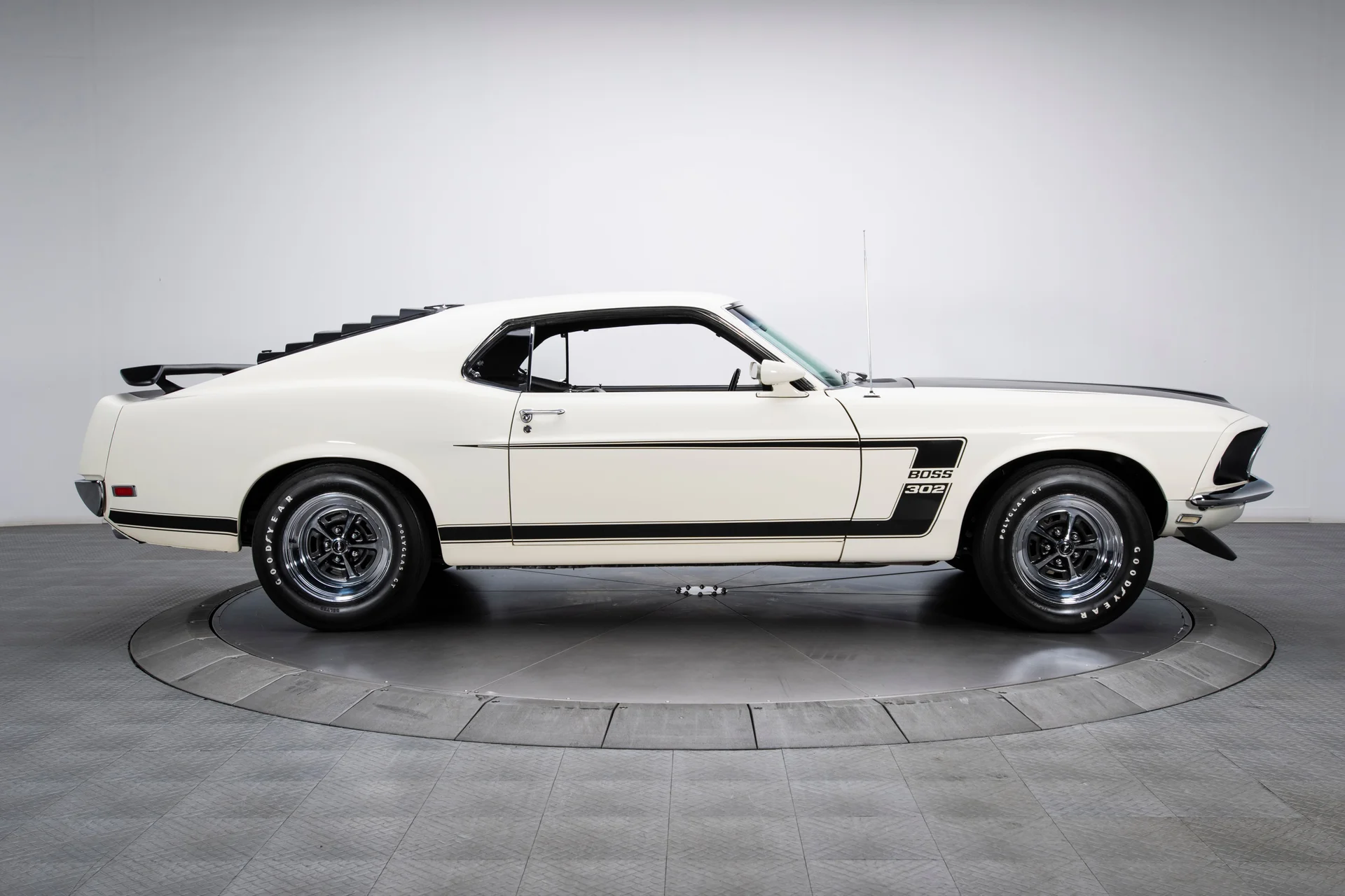 1969 Ford Mustang Boss 302 - Image 6