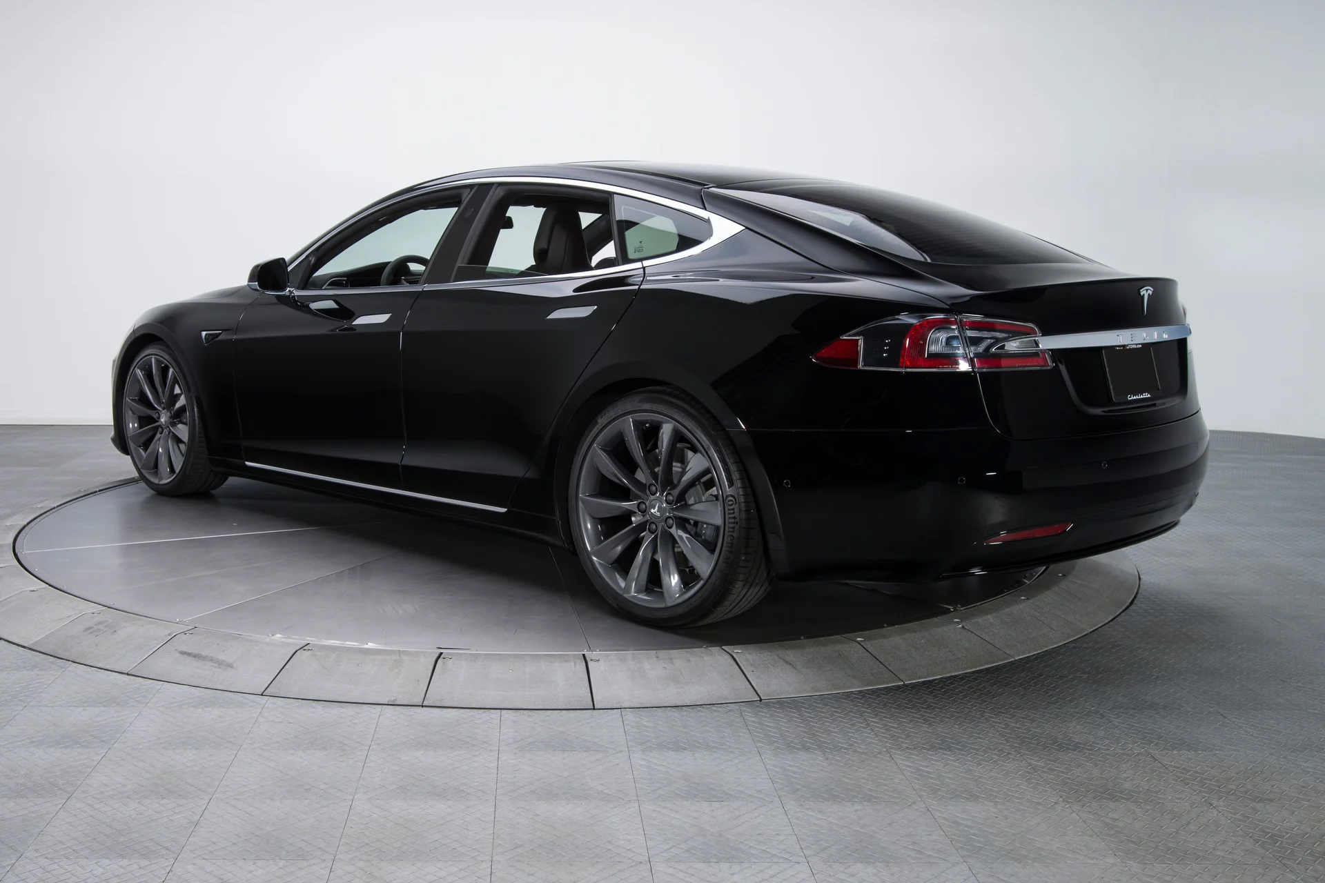 2017 Tesla Model S 75D - Image 3