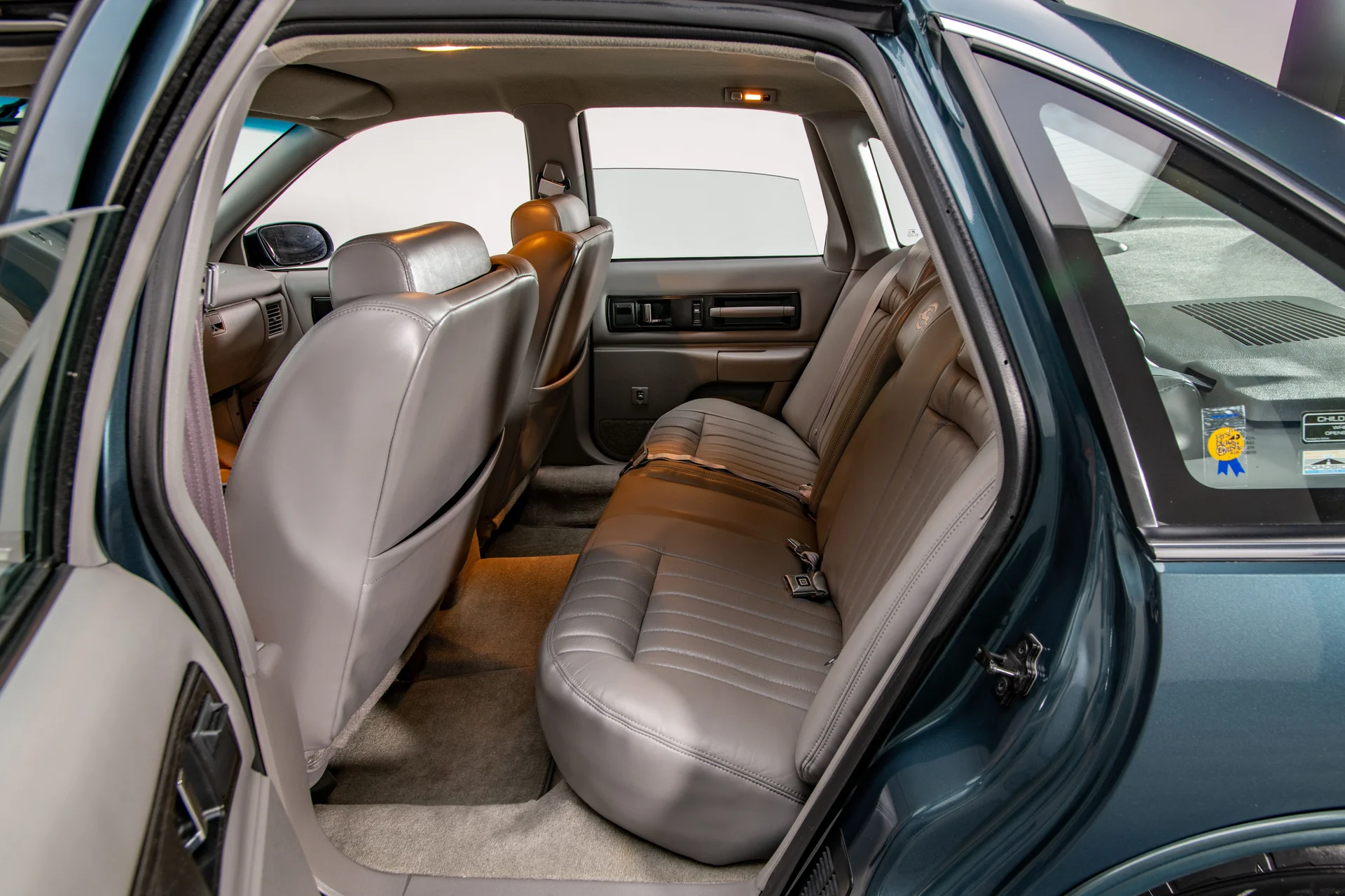 1995 Chevrolet Impala - Image 11