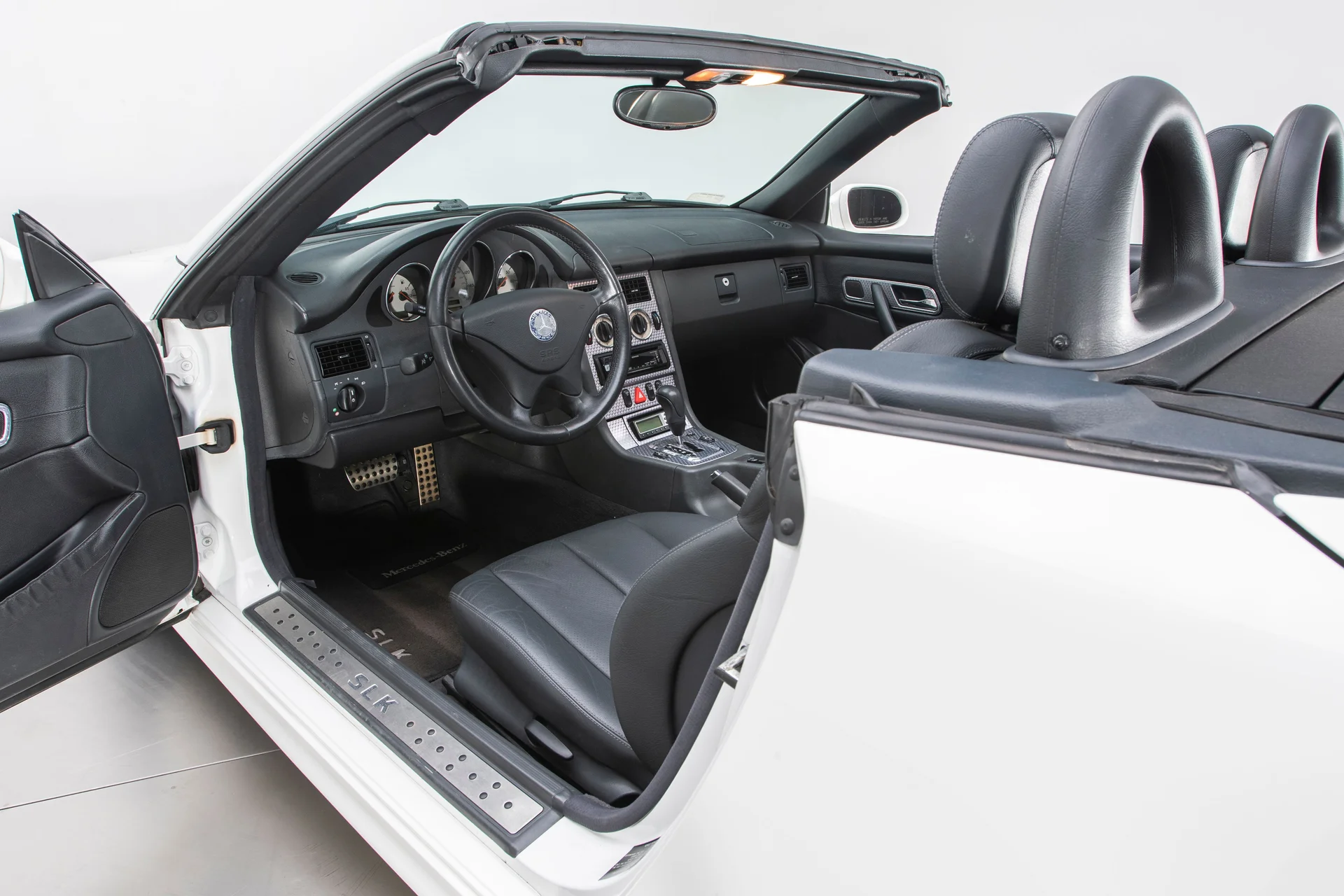 2002 Mercedes-Benz SLK230 - Image 11