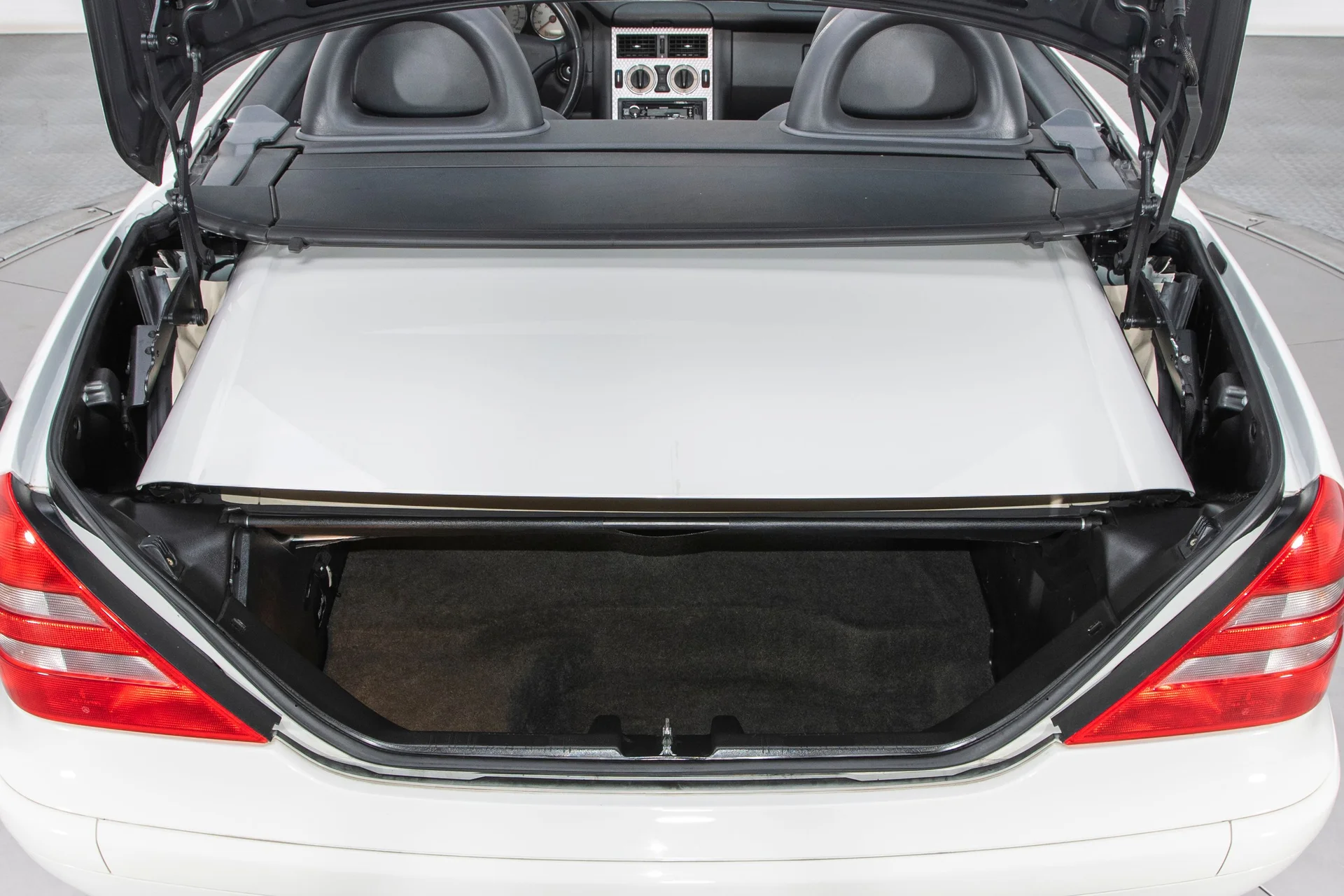 2002 Mercedes-Benz SLK230 - Image 17